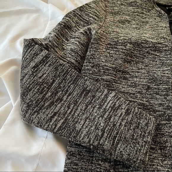 H&M Jacket Sweater - Picture 3 of 3